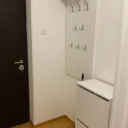 Bruno Place Apartment